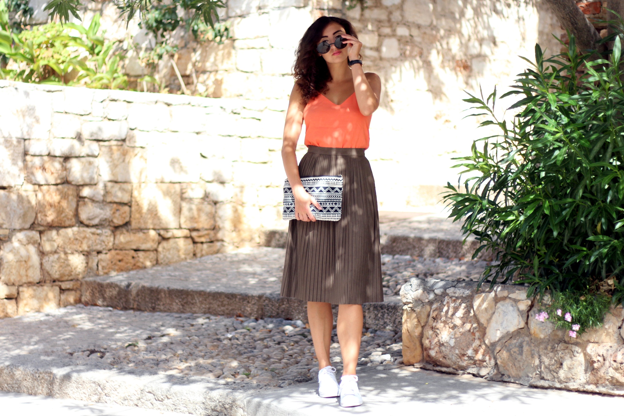 Zara Khaki Midi Skirt Plisse Pleated Skirt Midi Outfit Fashionblogger Berlin Samieze Modeblog Inspiration Kombination Midi Rock