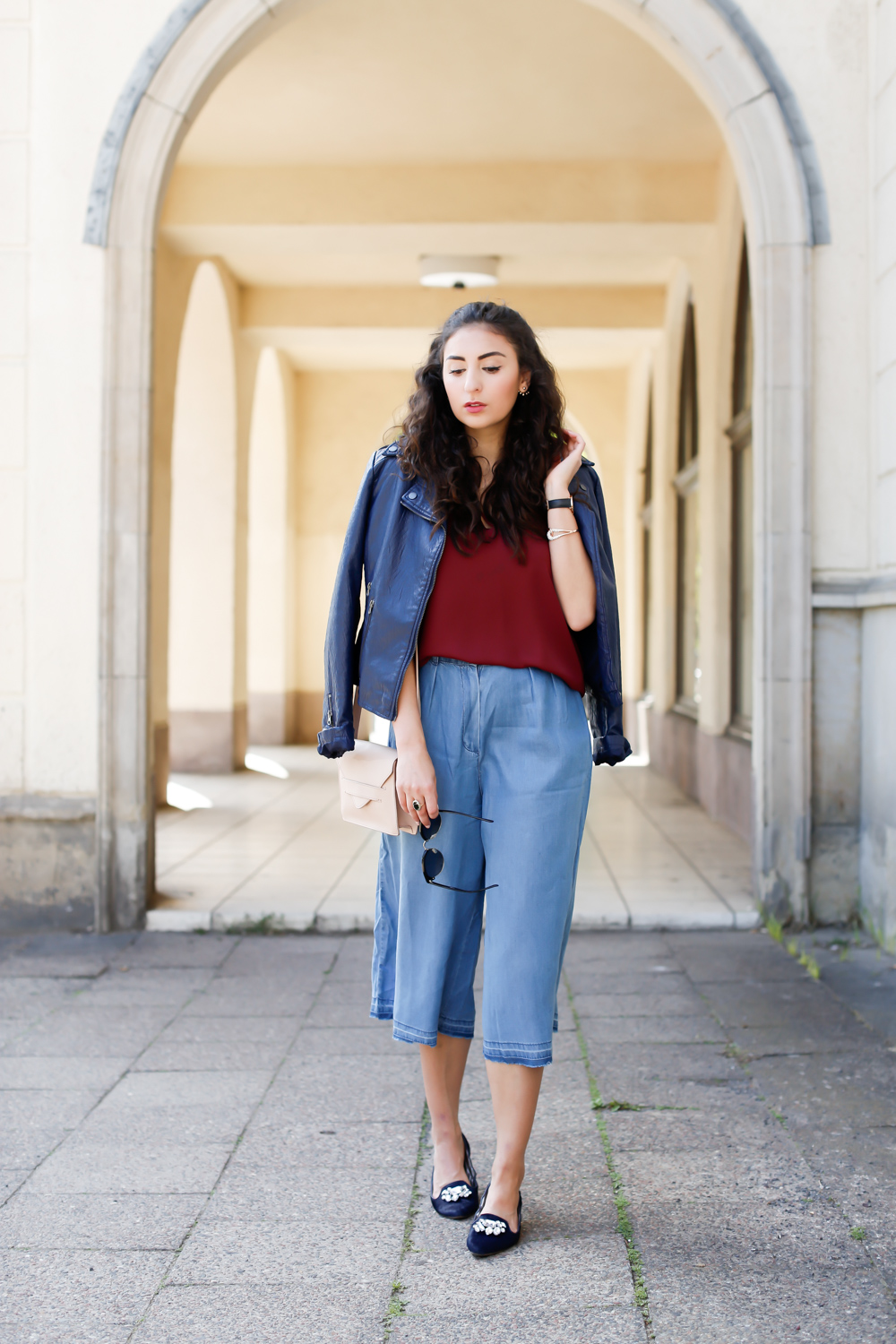 Mango Denim Culottes Butterfly Twist pointed ballerinas ballet shoes Strappy Top Topshop Leather Jacket Hosenrock Jeans Summer Style Spring Berlin Streetstyle Samieze