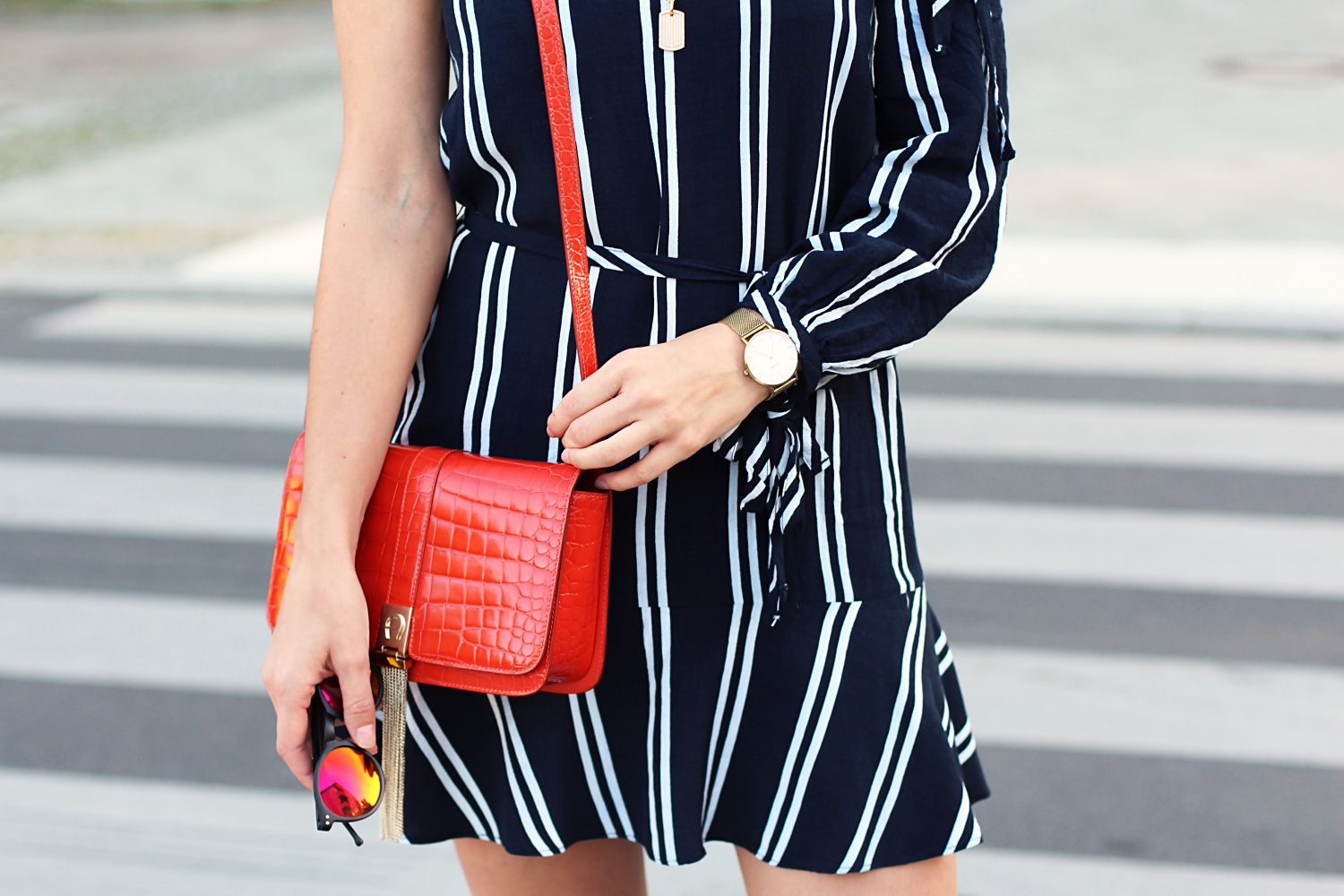 zara look summer asymmetric dress stripes striped dress fashion blogger berlin samieze ruffle trend