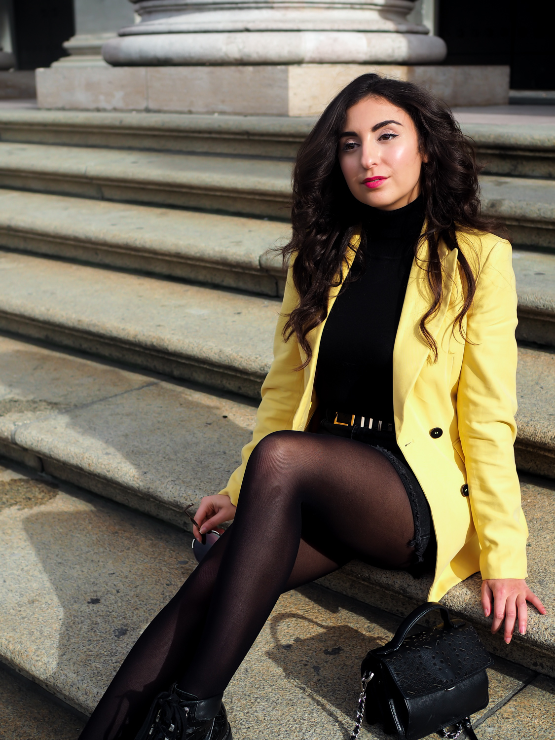 yellow blazer zara denim mini skirt combination uterque lace up boots rock kombinieren im herbst fashionblogger mode blog samieze berlin_
