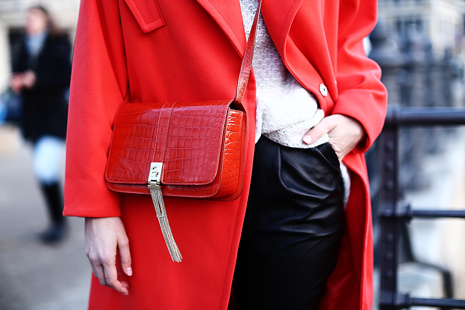 red coat asos leather pants madeleine knit winter lookbook streetstyle street style berlin fashion samieze