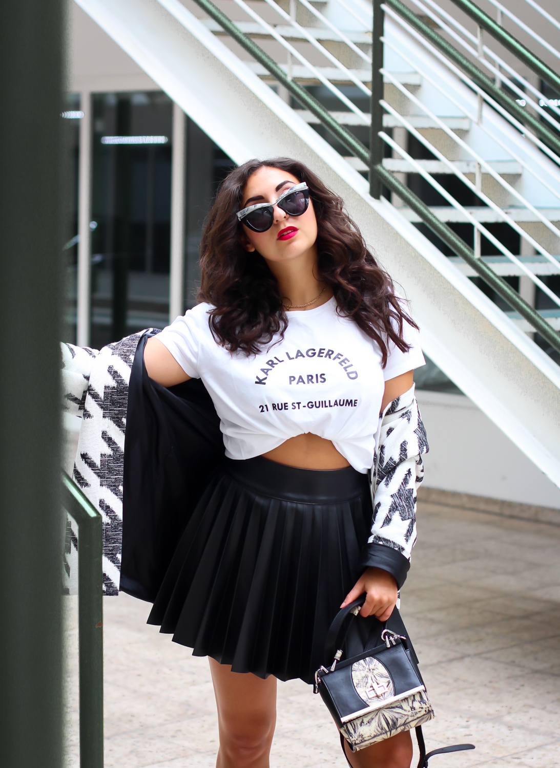 karl lagerfeld shirt black leather skater skirt black and white preppy style casual partyoutfit berlin blog samieze-2