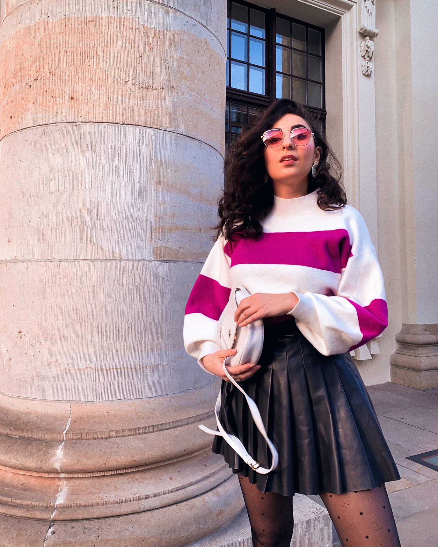 Spring Outfit Inspiration 2020 Fashion Blog berlin Zara Leather Skirt Puff Sleeves hm circle mini
