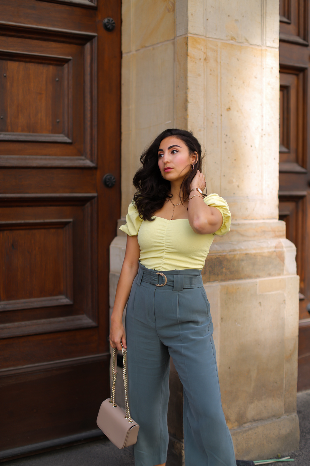 outfit green and yellow mango culottes pants suit pants summer look wedges inyati bag green yellow elegent office summer style 2020 berlin samieze