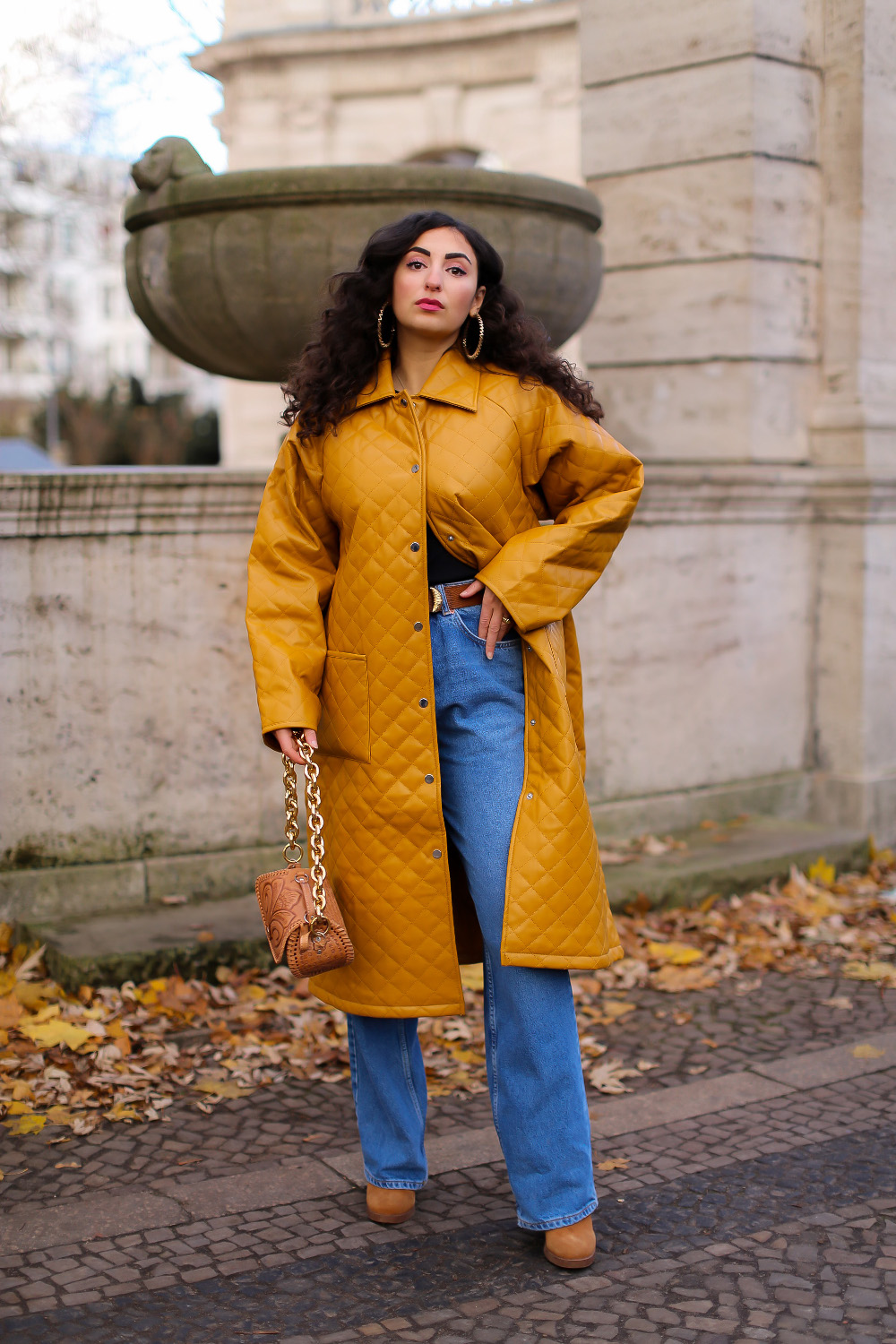 yellow coat spring style retro look samieze berlin frühling gelber mantel 