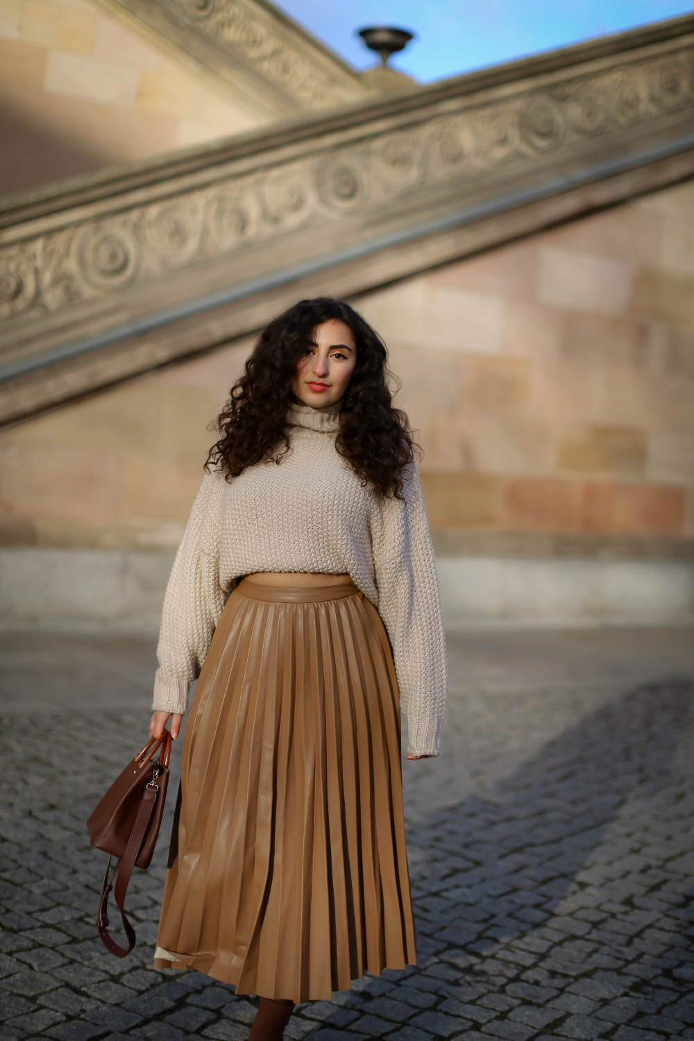 brown leather midi skirt winter outfit vivaia boots all brown style samieze modeblog berlin